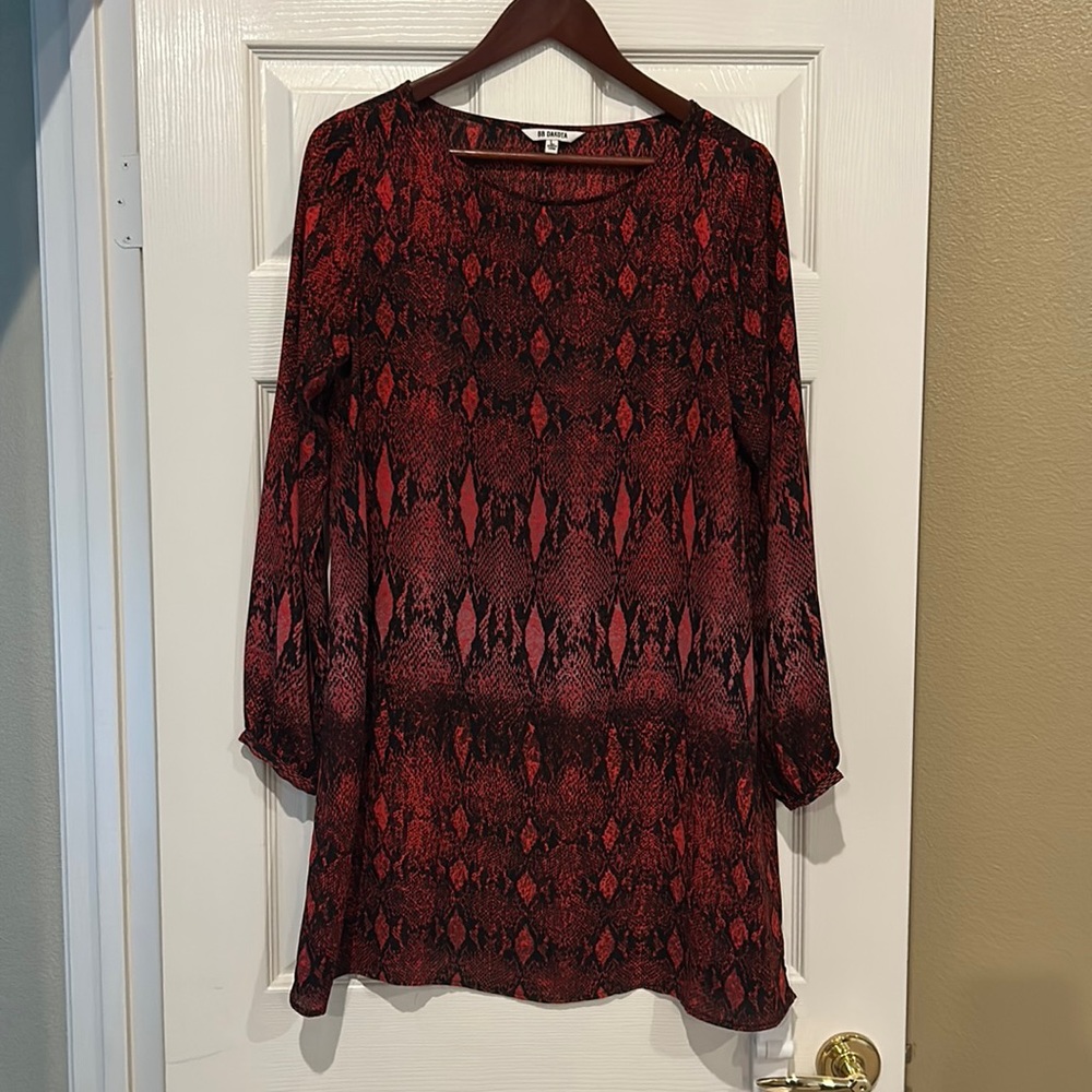 BB Dakota Snakeskin print Tunic. Size L, EUC